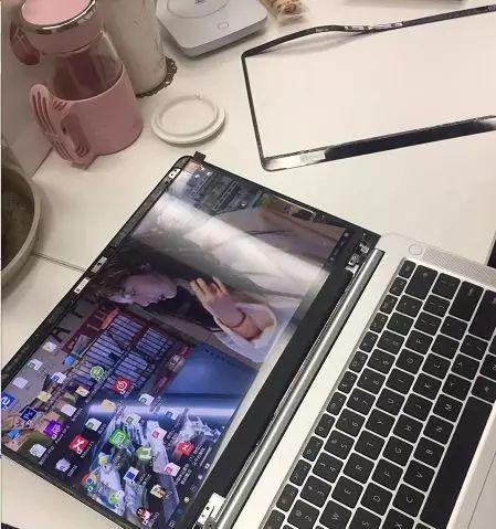 笔记本屏幕边框拆卸的正确步骤是什么？