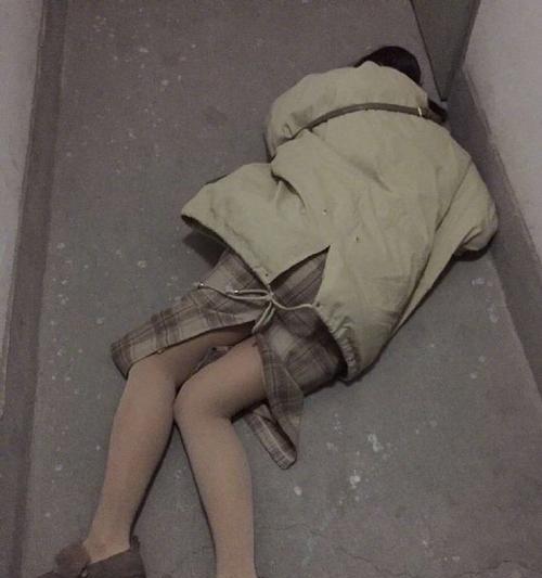 男朋友拍照技术不佳？如何指导他正确拿手机？