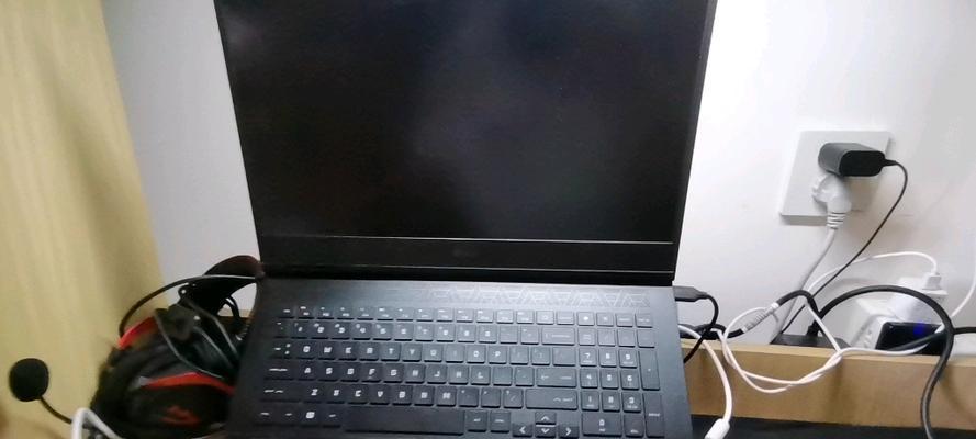 电脑壁纸原图导致黑屏应如何解决？