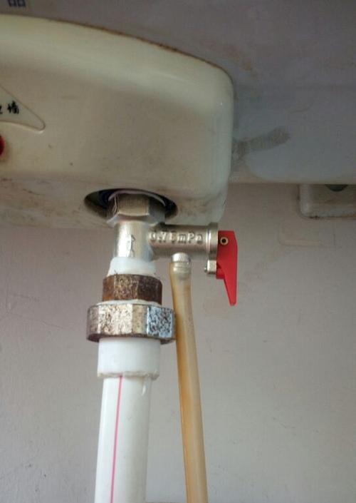 热水器内外壳拆卸的详细图解教程在哪里？
