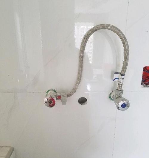 热水器安装区域贴砖的视频教程在哪里？