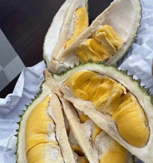 榴莲手机摄像头开启方法是什么？