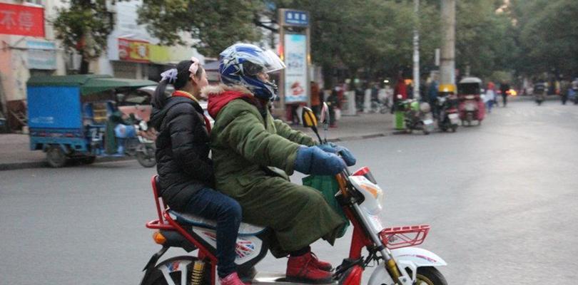 如何管理多辆电瓶车的骑行？