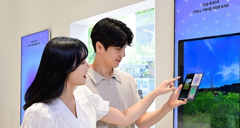 三星 Galaxy Z Fold7，Galaxy Z Flip7 以及 Galaxy Watch8 系列全球正式开售
