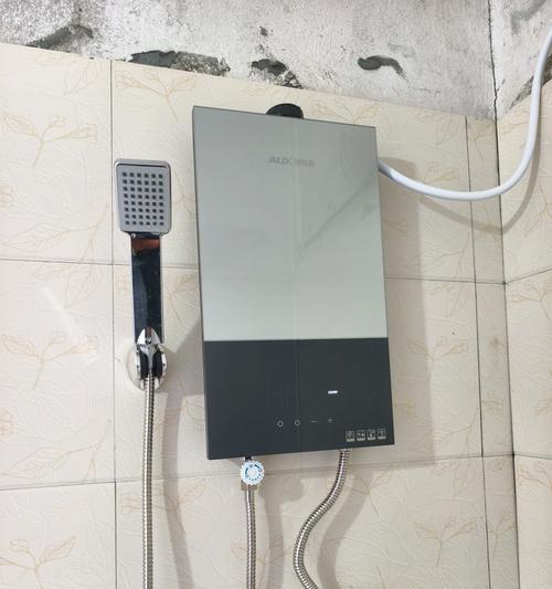 夏天洗澡哪种热水器效果最佳？